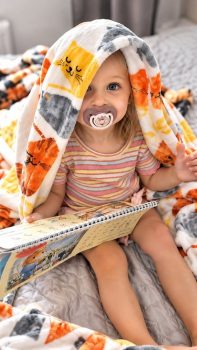 Пледи, які обирають навіть котики Здається, наші пухнасті експерти вже все вирішили за нас М’які, затишні флісові пледи Love You з котиками…